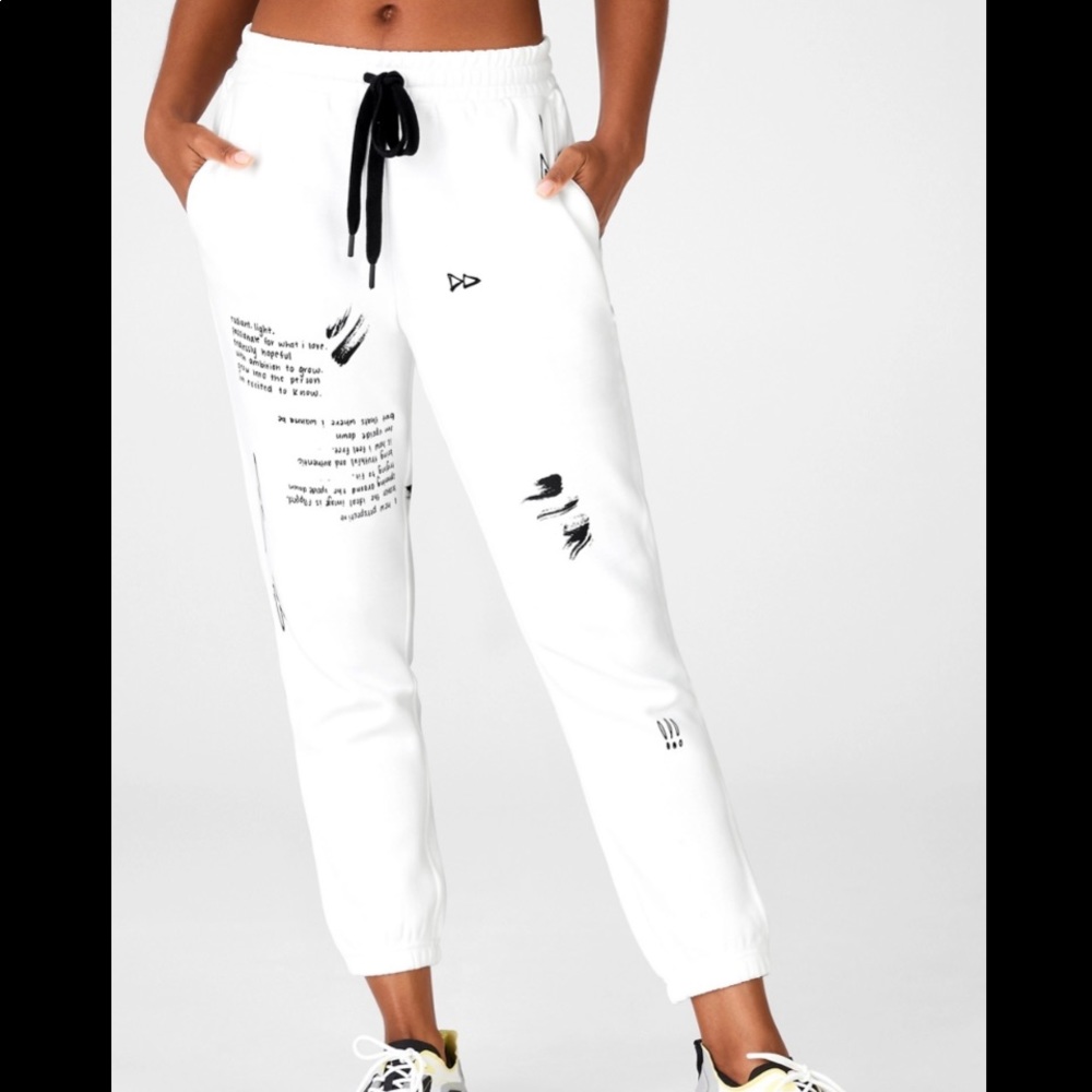 Fabletics Maddie Sweatpants